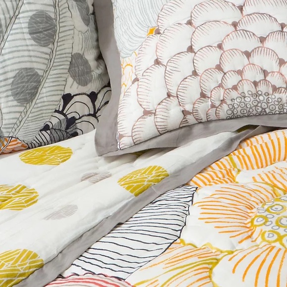 ISO! Arrosa Quilt - Picture 4 of 7